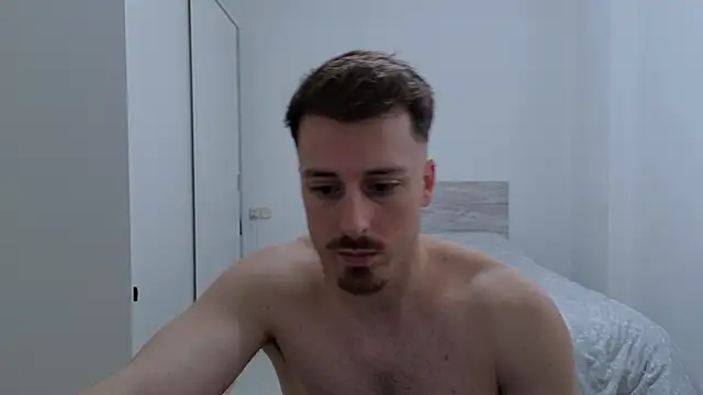 zeusoctavian1 online show from March 2026 04:57:01 PM