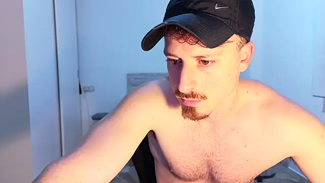 zeusoctavian1 online show from April 2026 05:02:01 PM