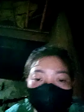 Bling-pusy online show from April 2026 12:31:01 PM