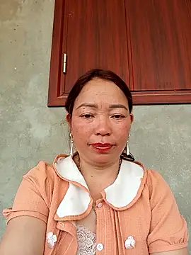 Yellow-pink online show from April 2026 03:46:02 AM