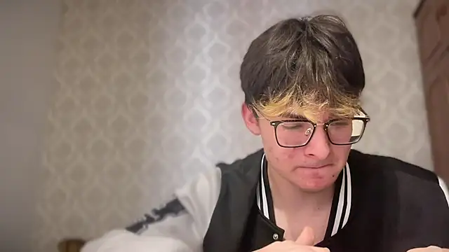 niksikor online show from April 2026 01:52:02 PM