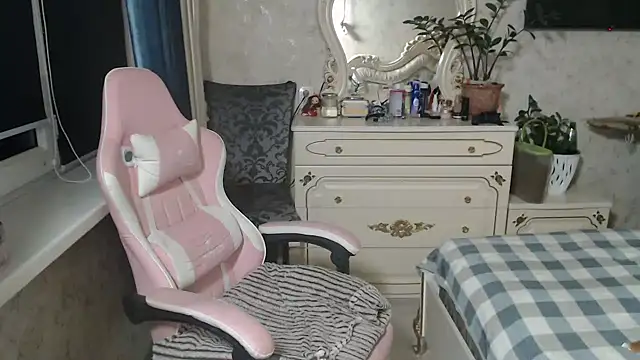 Snapshot of Sweet_Lena7 chatting on June 2026 03:55:02 PM Sweet Lena7 online show from June 2026 03:55:02 PM