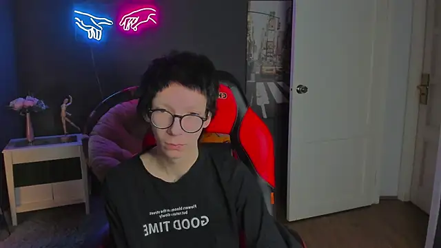 Tommy Stars online show from April 2026 05:21:02 AM