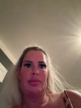 anna kournikova online show from June 2026 07:58:02 PM