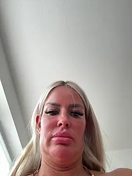 anna kournikova online show from July 2026 12:04:02 PM