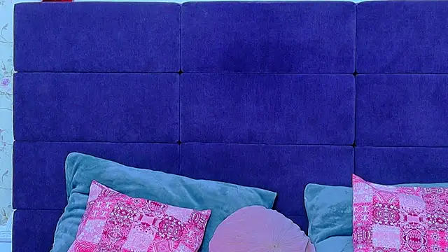 NataliaCroft online show from April 2026 02:19:01 PM