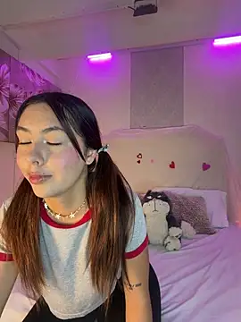 Samantha Blakee online show from March 2026 12:34:02 PM