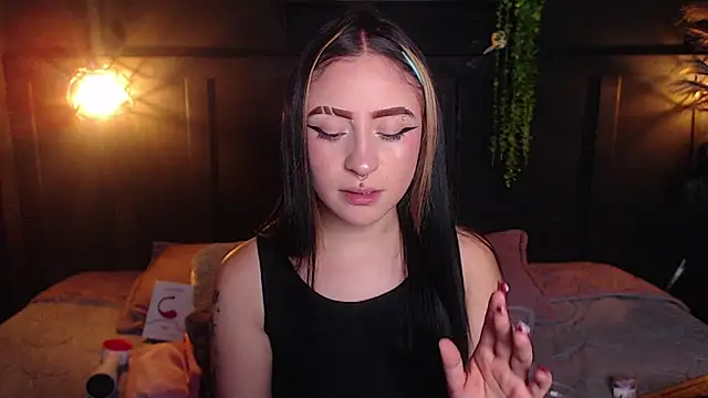 melodygirl2   online show from March 2026 07:41:01 PM