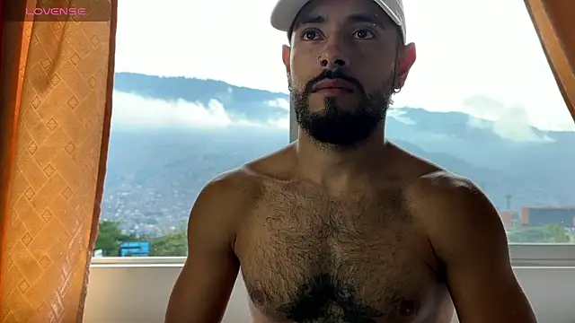 Mateobaer  online show from April 2026 01:15:02 PM