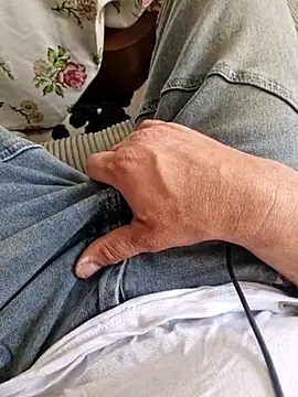 Activ1top online show from April 2026 08:40:01 AM