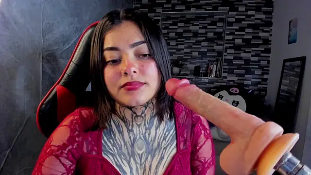 Sophiia cherry online show from May 2026 07:56:02 PM