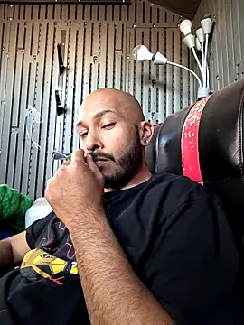 2smooth91 online show from March 2026 11:44:02 PM