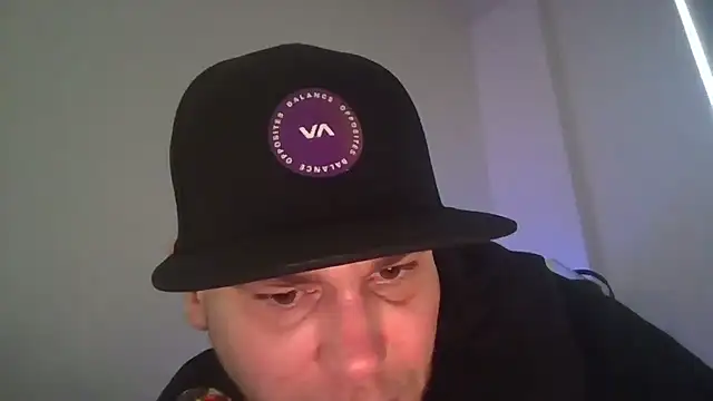 occasionalride1 online show from April 2026 02:36:02 PM