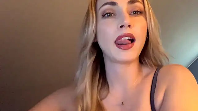 ScarlettSensitive online show from April 2026 02:13:02 PM