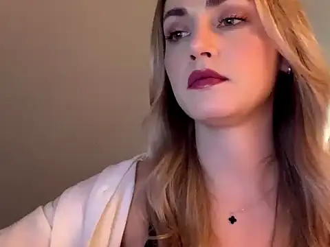 ScarlettSensitive online show from April 2026 03:24:02 PM