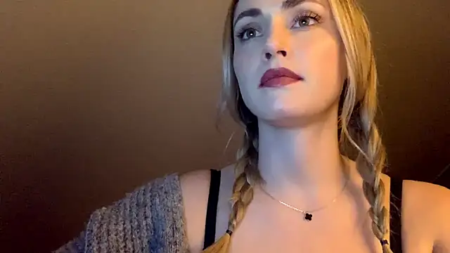 ScarlettSensitive online show from April 2026 09:39:33 PM