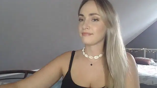 ScarlettSensitive online show from July 2026 03:19:02 PM