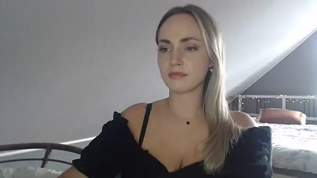 ScarlettSensitive online show from July 2026 03:03:02 PM