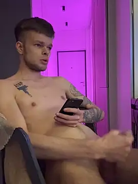 gentle-mikey online show from April 2026 07:40:02 PM