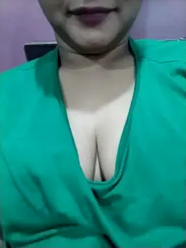 Snapshot of Chandrika_Yadav chatting on May 2026 08:10:01 AM Chandrika Yadav online show from May 2026 08:10:01 AM