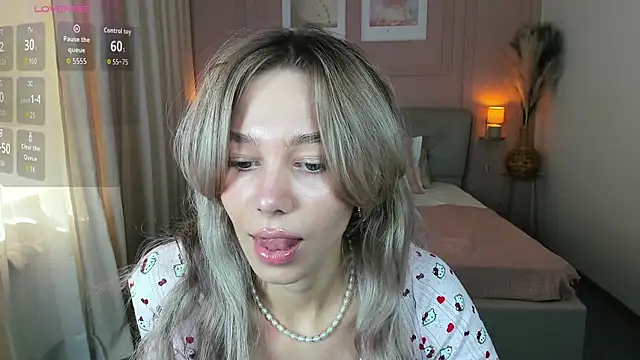 LuluAlis online show from March 2026 01:49:02 PM