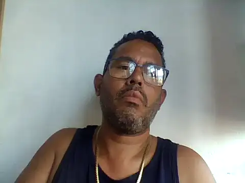 Snapshot of thonyj238 chatting on March 2026 08:35:02 PM thonyj238 online show from March 2026 08:35:02 PM