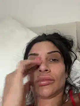 Miss juicy babes69 online show from March 2026 06:01:01 PM