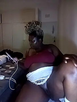 Snapshot of Thickdarkbby chatting on May 2026 08:36:01 PM Thickdarkbby online show from May 2026 08:36:01 PM