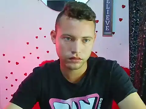 Snapshot of sven_fox723 chatting on May 2026 03:07:02 PM sven fox723 online show from May 2026 03:07:02 PM