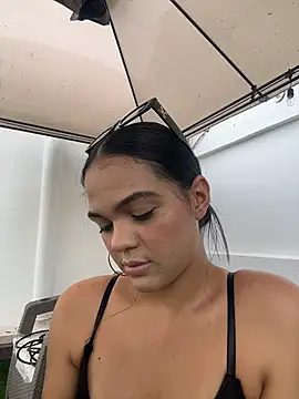 Bella-Ferrer online show from March 2026 06:12:02 PM