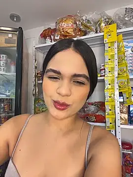 Bella-Ferrer online show from May 2026 07:11:01 PM