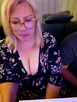 Snapshot of LexySaint chatting on September 2025 05:57:02 PM LexySaint online show from September 2025 05:57:02 PM
