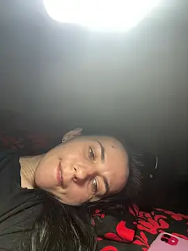 Oliviyaa kiss  online show from March 2026 11:11:02 PM