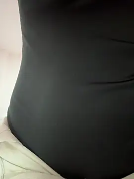 Adalyn Cute online show from April 2026 06:41:01 PM