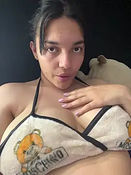 Alaia Blosson online show from June 2026 02:14:02 AM
