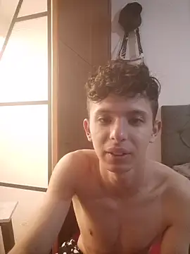 Daniel Roy online show from April 2026 11:37:02 PM