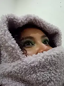 Liily Foxxy online show from April 2026 10:37:02 AM