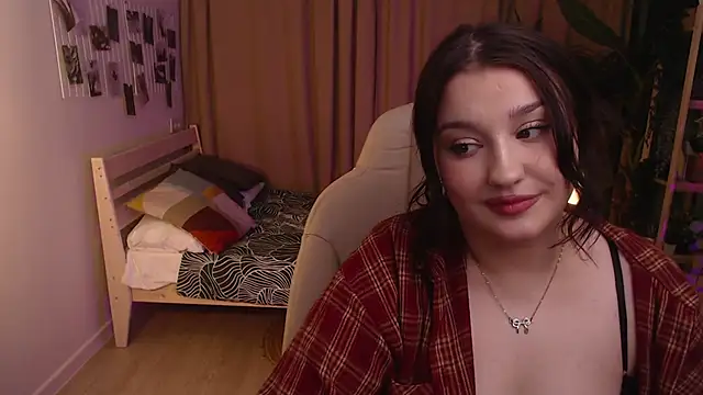 Snapshot of Helenn_Hunt chatting on March 2026 02:22:02 PM Helenn Hunt online show from March 2026 02:22:02 PM