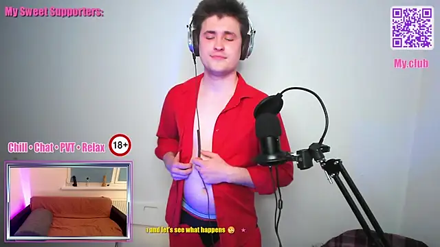 Snapshot of SweatyJay chatting on March 2026 07:18:02 PM SweatyJay online show from March 2026 07:18:02 PM