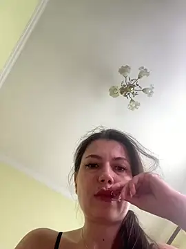 Cutee Erika online show from July 2026 12:00:01 PM