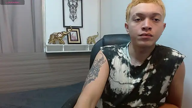 AllanVicent online show from March 2026 02:23:02 PM