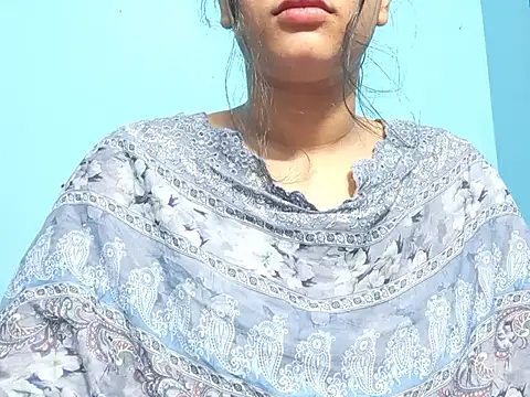 Emma 4433 online show from April 2026 09:24:02 AM