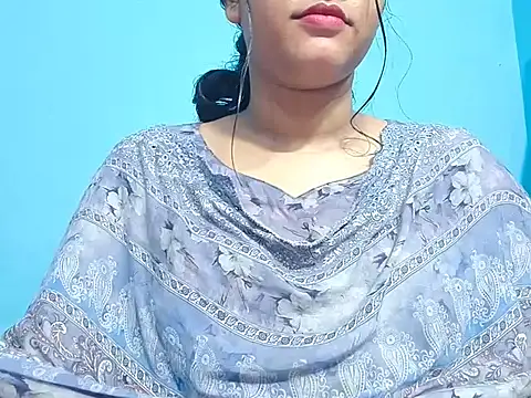 Emma 4433 online show from May 2026 05:41:01 PM