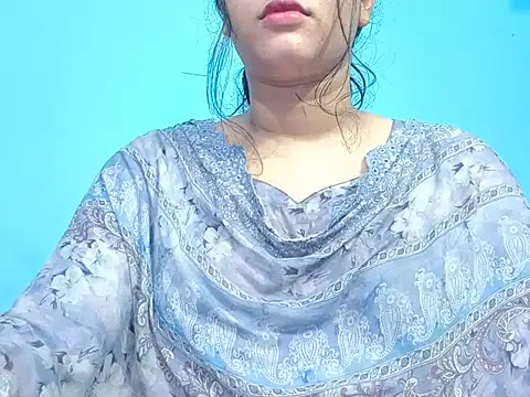 Emma 4433 online show from May 2026 08:13:02 PM