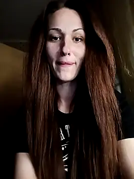 Snapshot of LunaCrystall chatting on March 2026 04:50:02 PM LunaCrystall online show from March 2026 04:50:02 PM