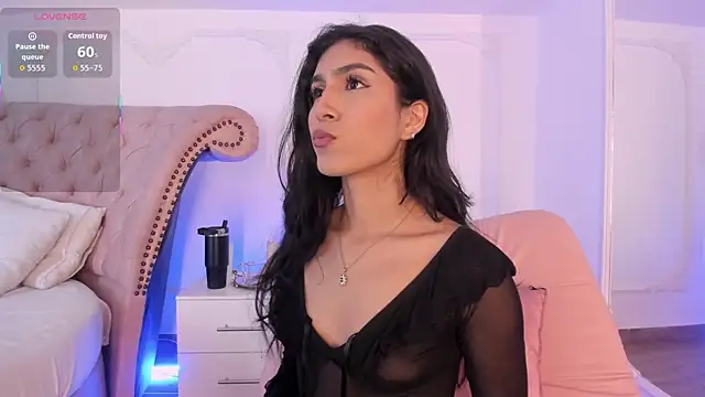 LucianaBlanco  online show from June 2026 08:33:02 PM