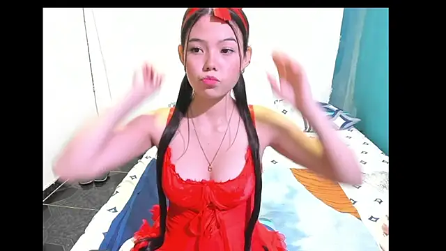 Draculaura X online show from July 2026 08:11:02 PM