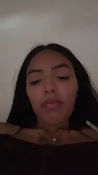 sylphiee  online show from April 2026 04:12:02 PM