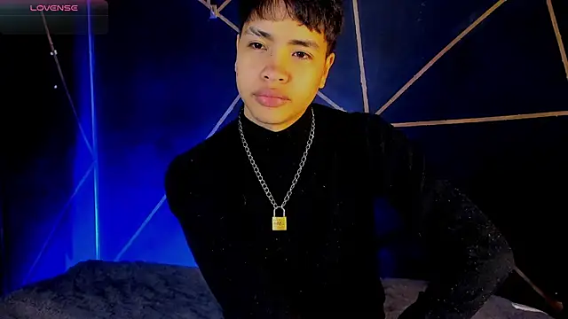 Lee Colee online show from April 2026 11:31:01 PM