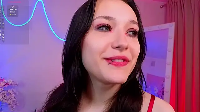 DarcyBlackwood online show from May 2026 01:25:01 AM